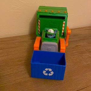 *BOGO Sale* Paw Patrol, Rocky’s Reuse It Deluxe Truck
